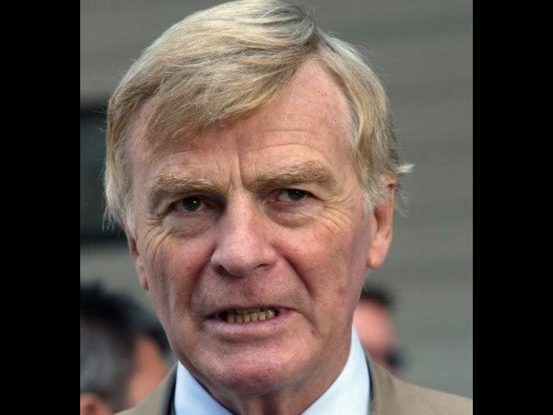 Zemřel Max Mosley